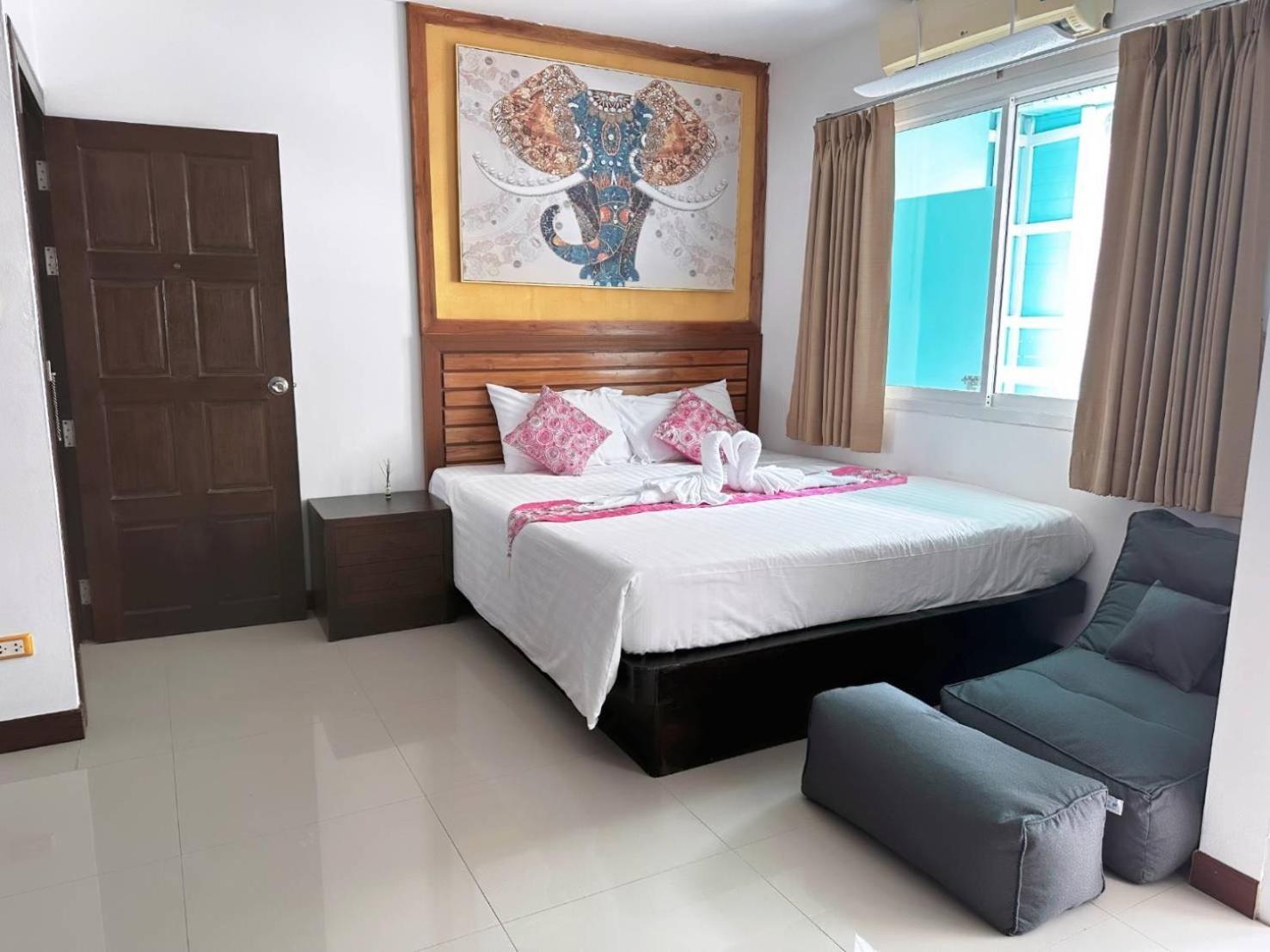 Abby'S House Hotel Patong Exterior foto